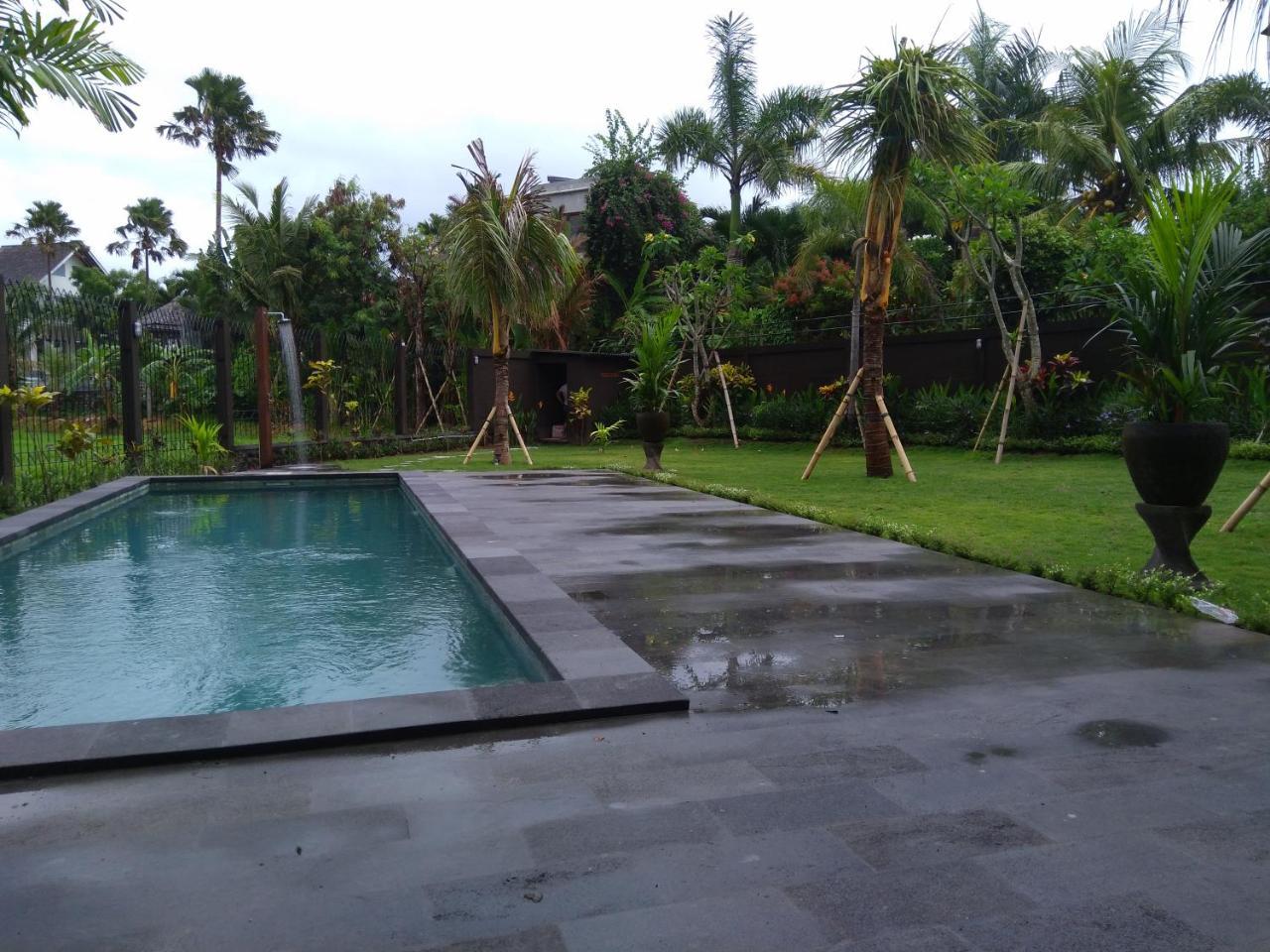 The Uma Guesthouse Canggu Екстериор снимка