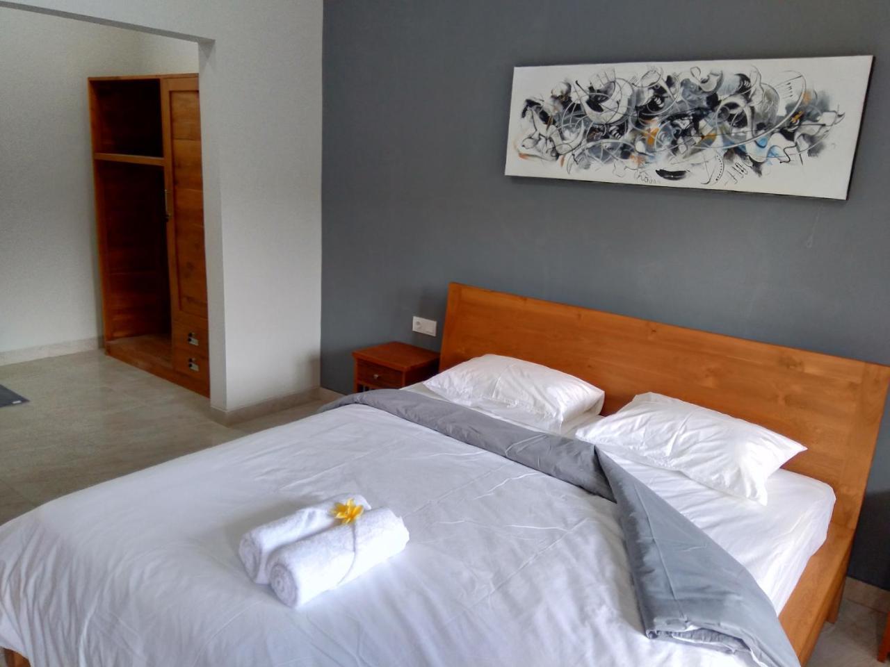 The Uma Guesthouse Canggu Екстериор снимка
