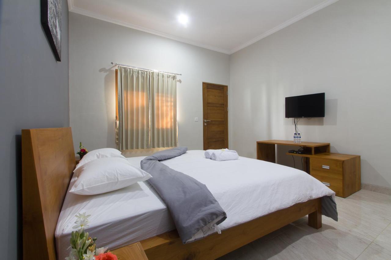 The Uma Guesthouse Canggu Екстериор снимка